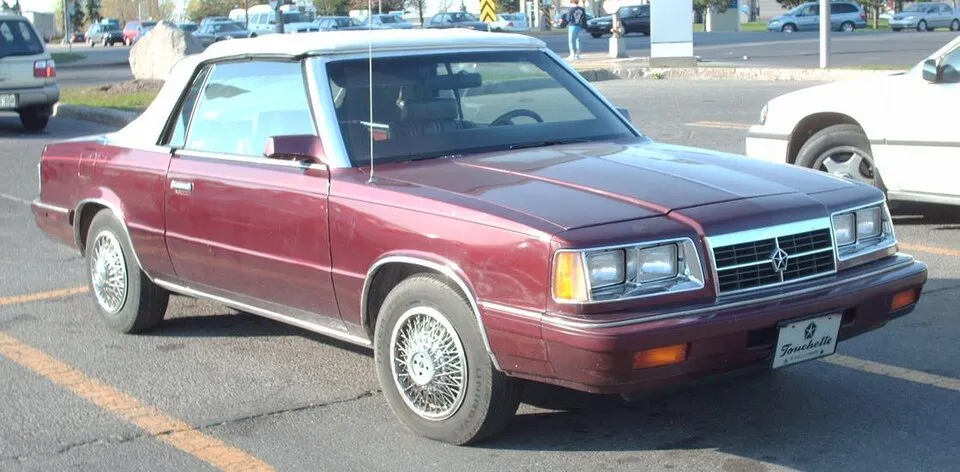 Dodge 600