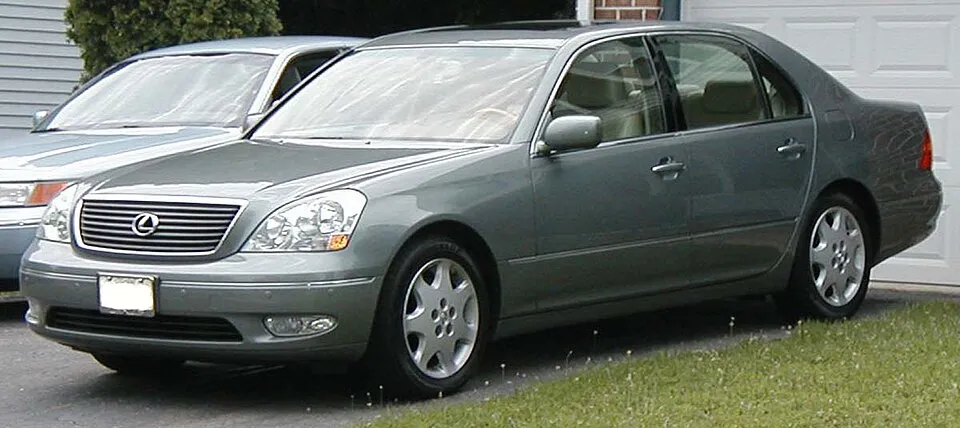 Lexus LS 430